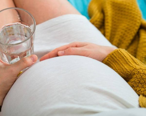 drinking water helps relief constipation during pregnancy