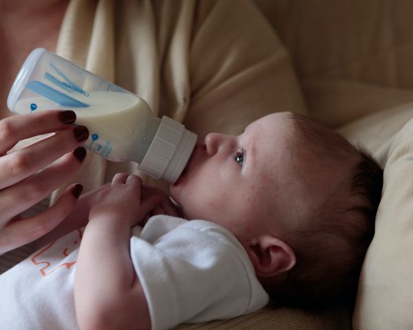 baby bottles for breastfed babies